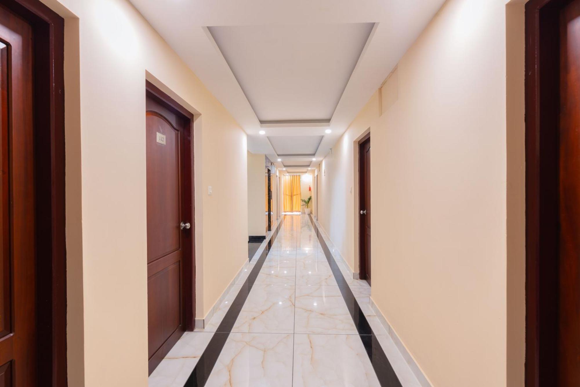 Treebo Airsuite Airport Hotel Kochi ภายนอก รูปภาพ