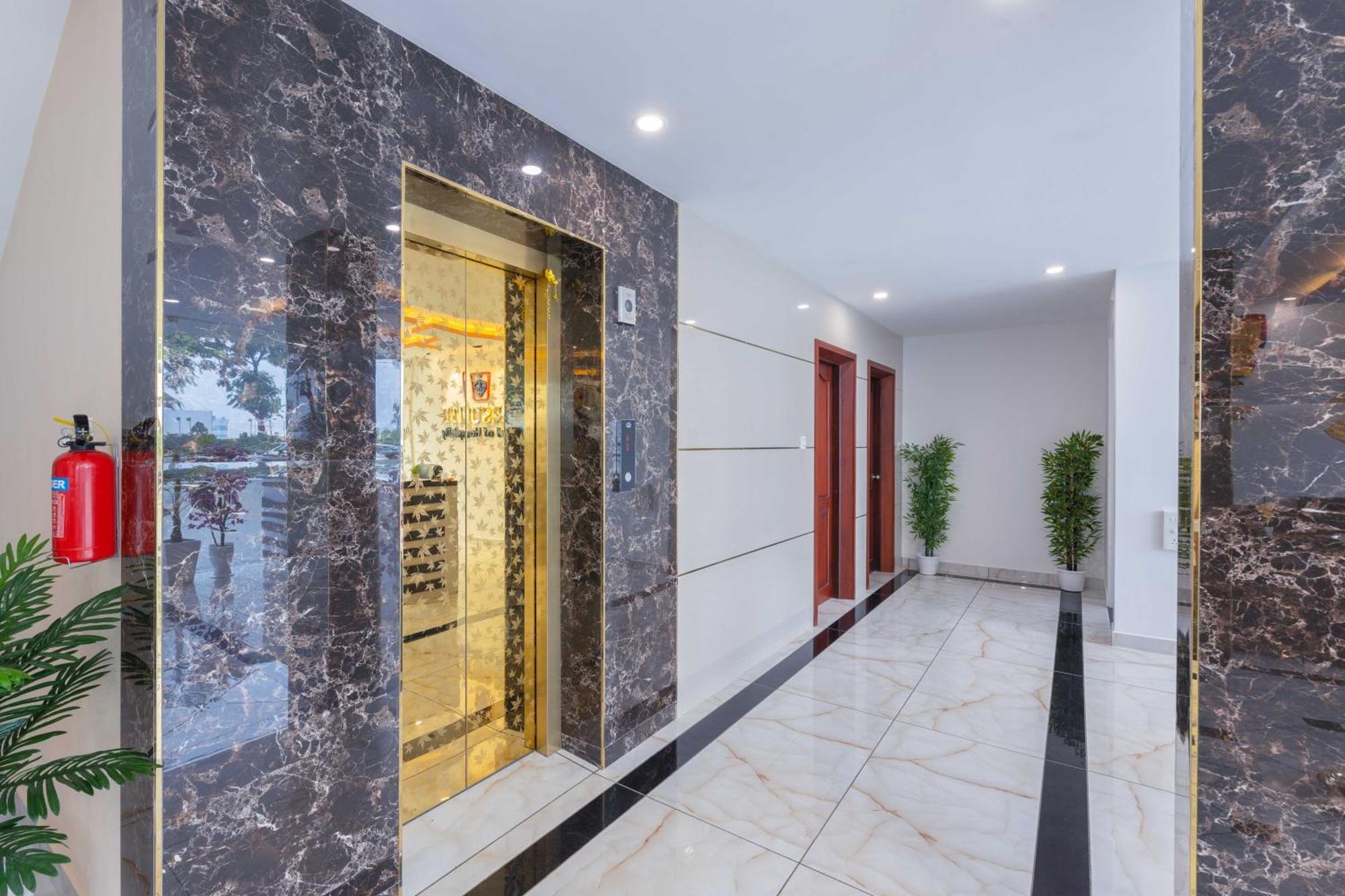 Treebo Airsuite Airport Hotel Kochi ภายนอก รูปภาพ